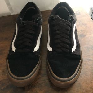 Vans Old Skool Pro Men’s Black Gum Sole Sneakers UltraCush